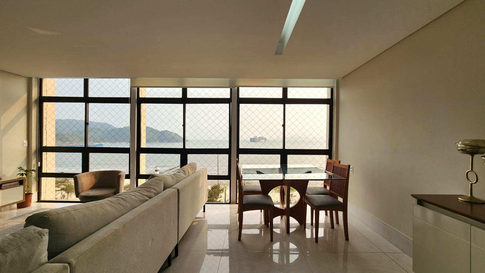 Apartamento com 3 Quartos à Venda, 225 m²em Aparecida - Santos