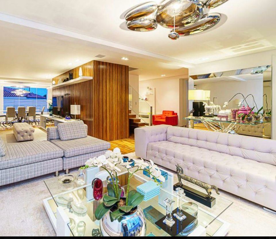 Imagem Casa com 3 Quartos à Venda, 450 m²em Pacaembu - São Paulo