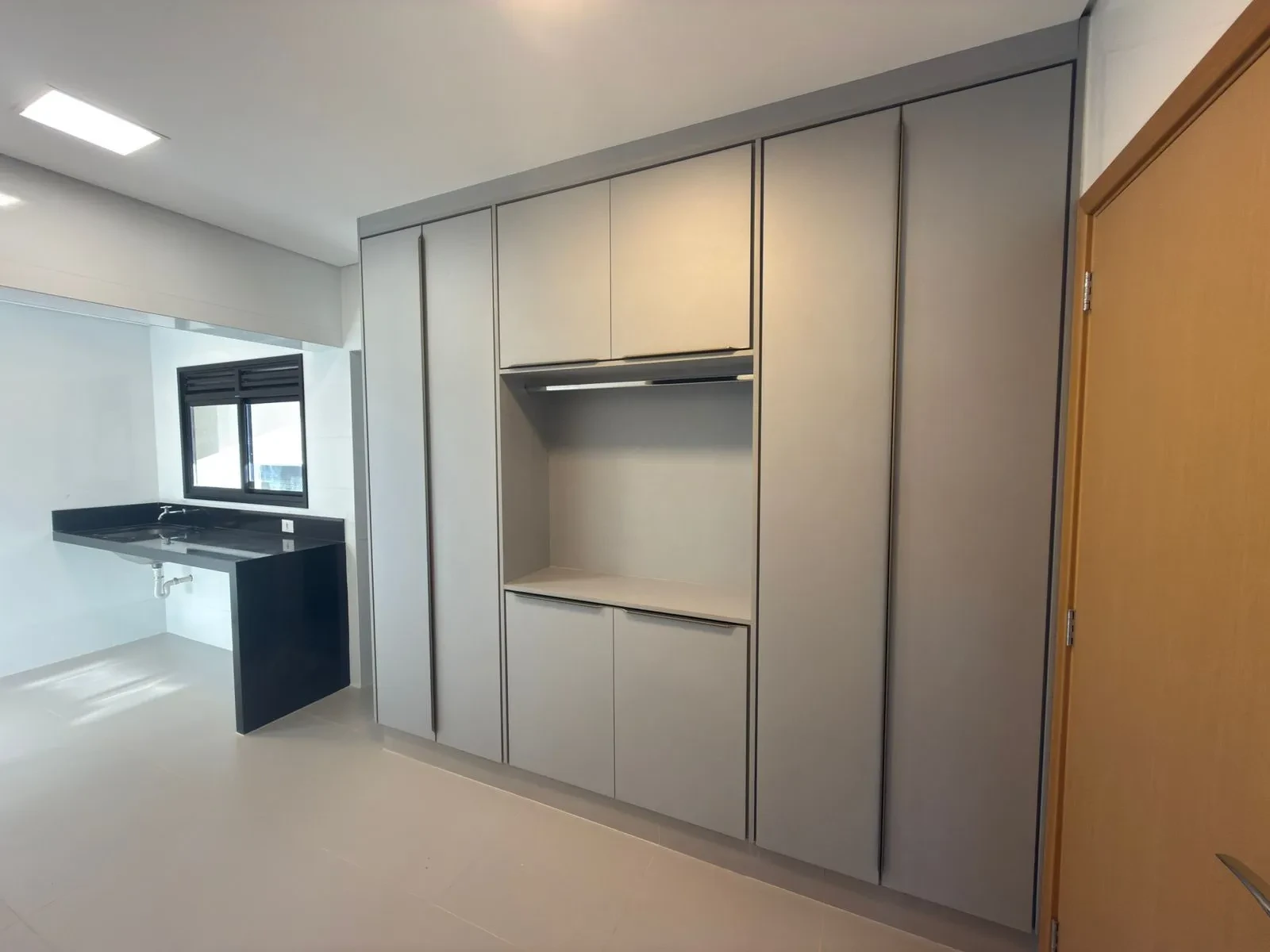 Imagem Apartamento com 4 Quartos para Alugar, 257 m² em Jardim Sumaré - Araçatuba