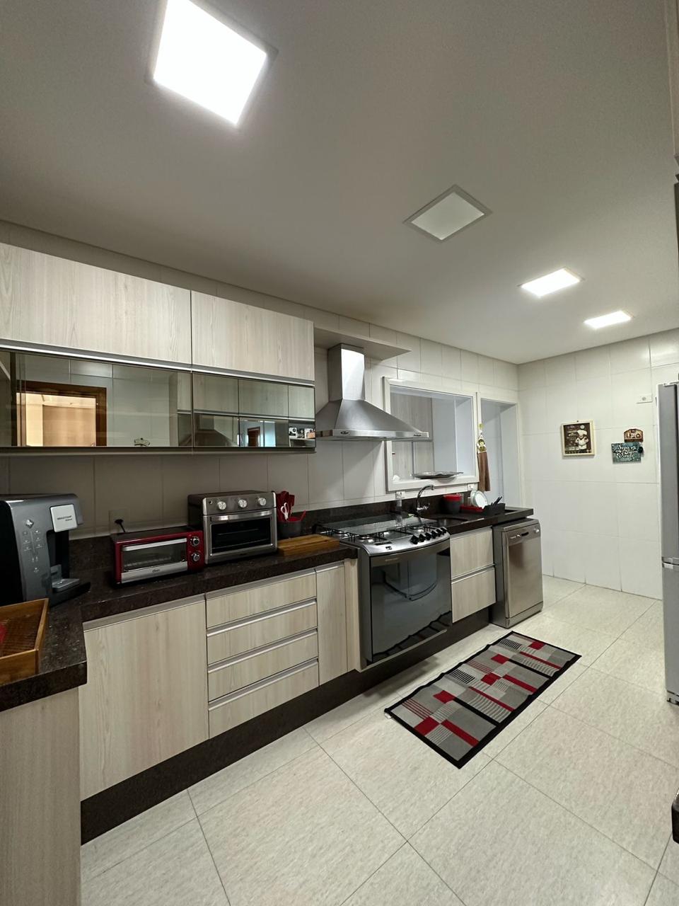 Foto do imóvel: Apartamento com 4 Quartos à Venda, 232 m² em Guilhermina - Praia Grande