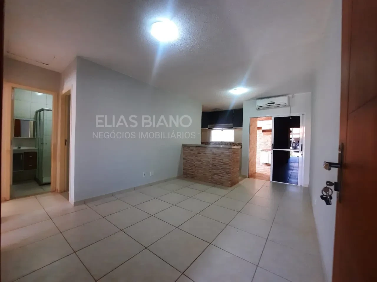 Imagem Casa de Condomínio com 3 Quartos à Venda, 122 m² em Residencial Florais do Planalto - Valparaíso de Goiás