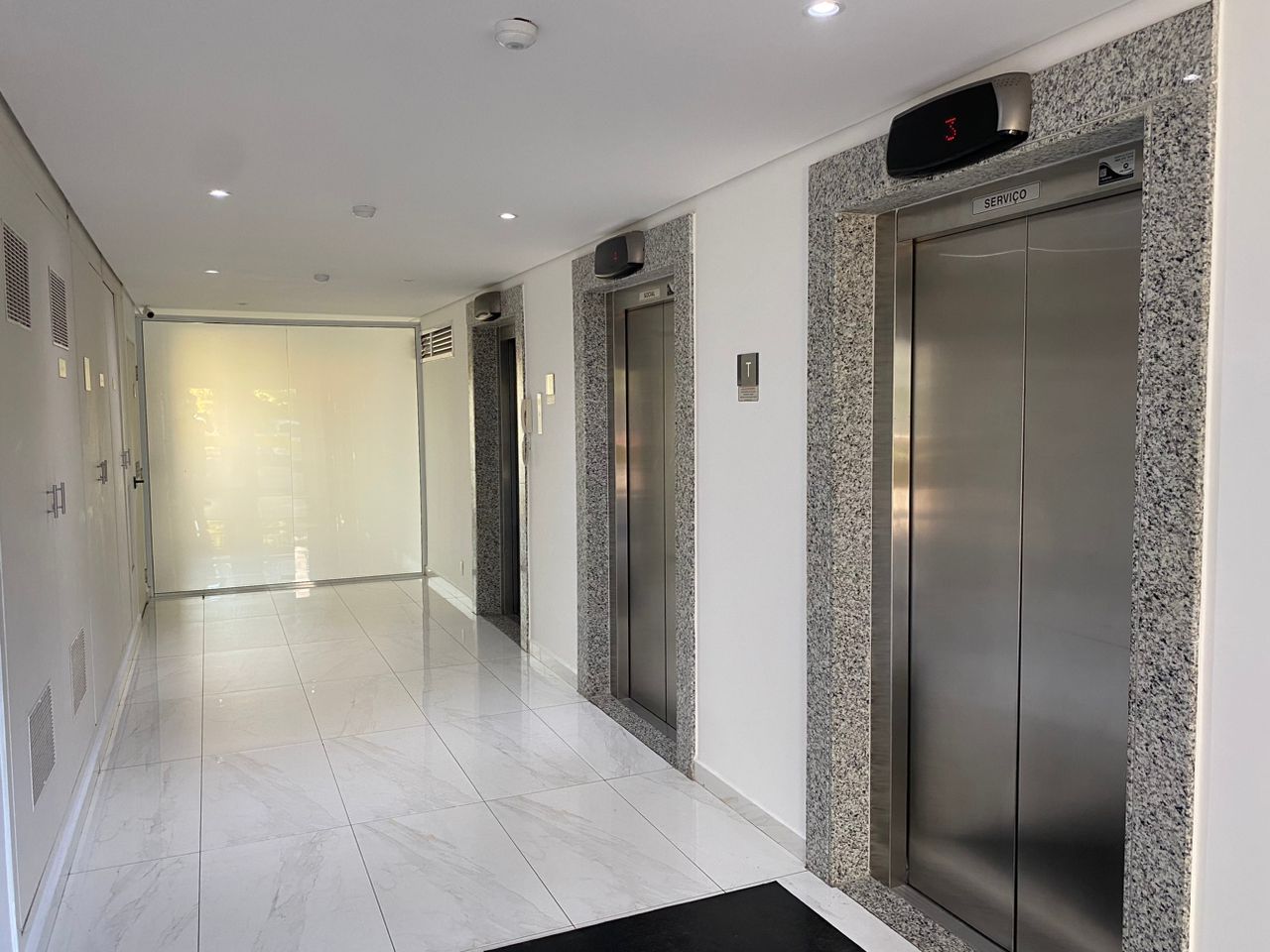 Imagem Sala Comercial à Venda, 50 m²em Parque Residencial Aquarius - São José dos Campos