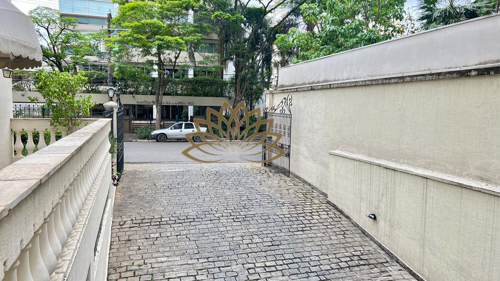 Imagem Apartamento com 3 Quartos à Venda, 140 m²em Campo Belo - São Paulo
