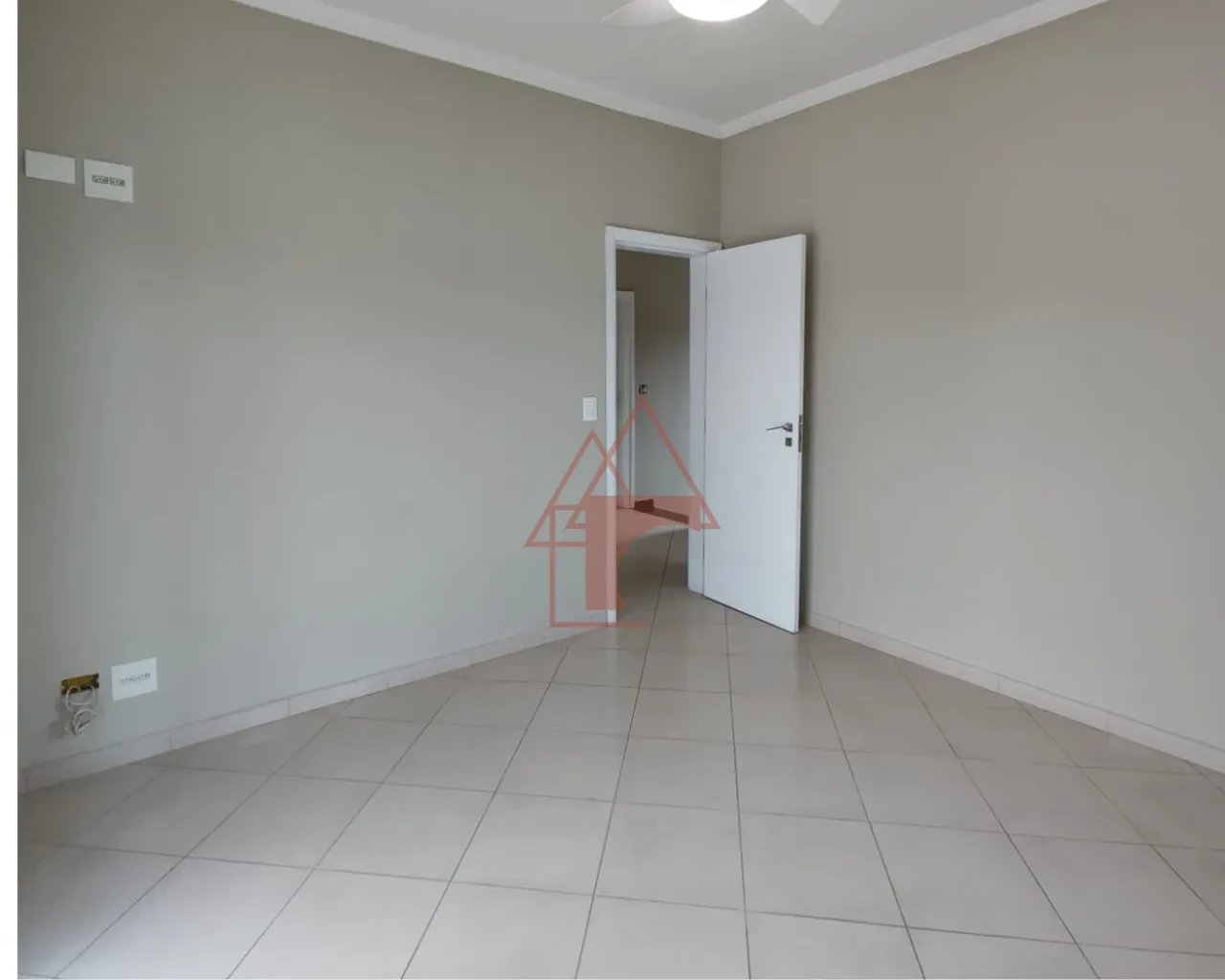 Imagem Sobrado com 3 Quartos à Venda, 247 m² em Parque São Luis - Cubatão