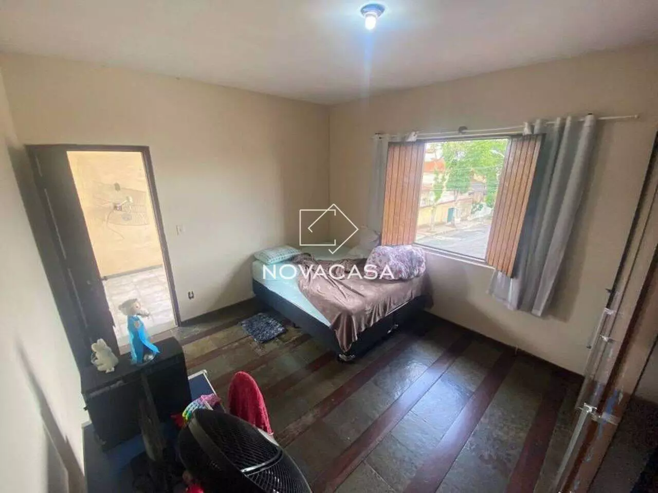 Foto do imóvel: Casa com 4 Quartos à Venda, 222 m² em Planalto - Belo Horizonte