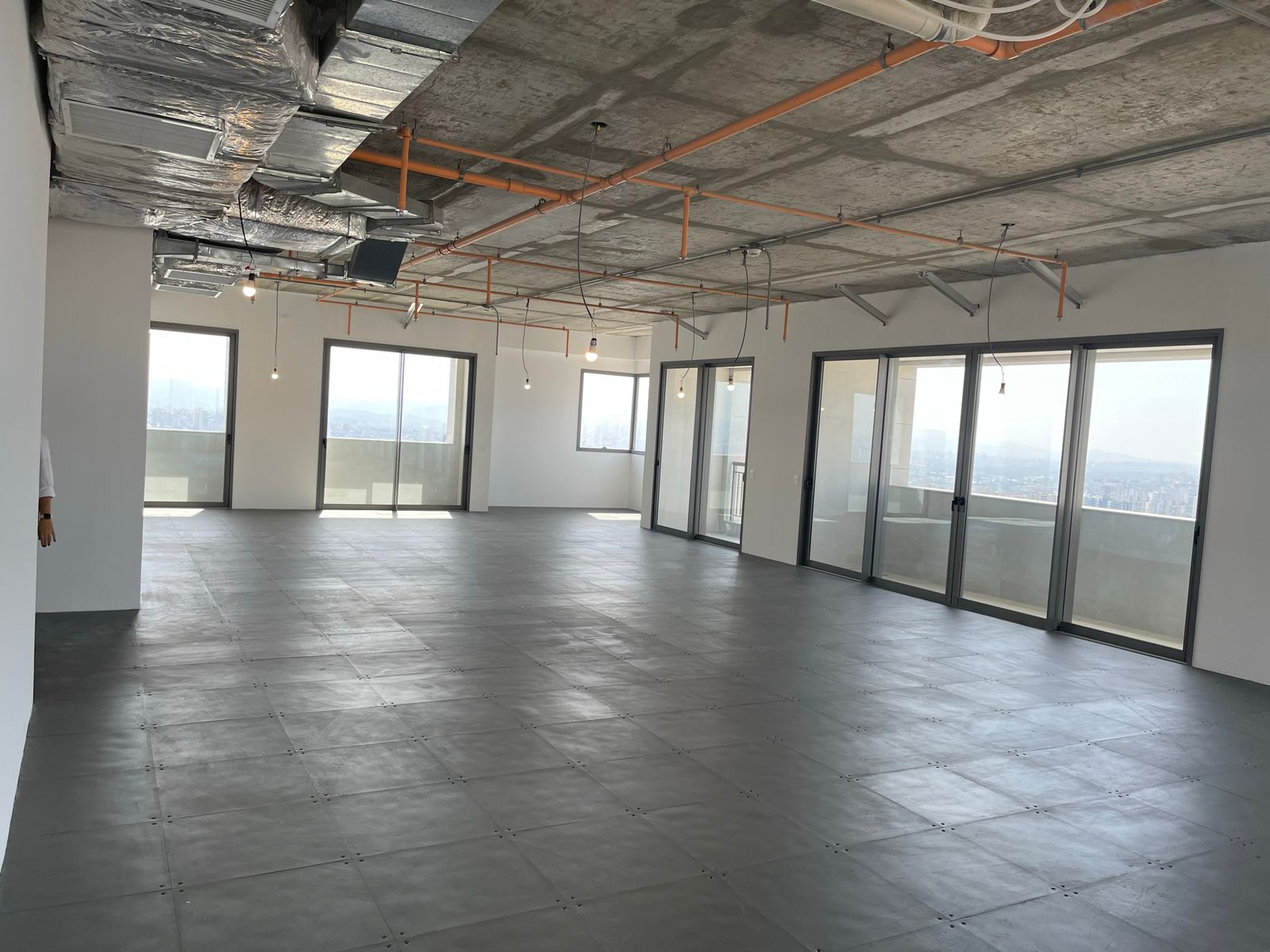 Imagem Sala Comercial para Alugar, 250 m²em Vila Azevedo - São Paulo