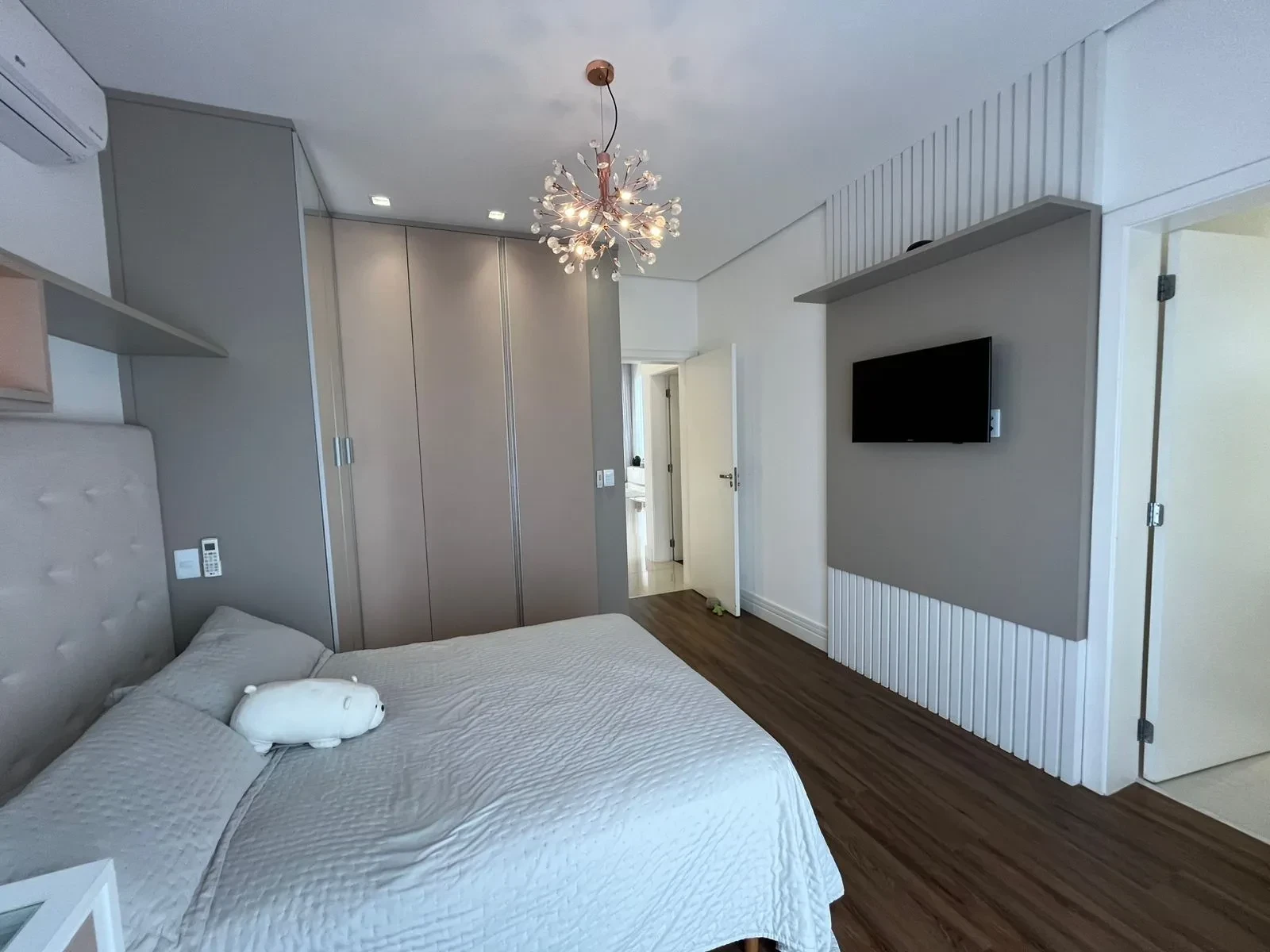 Imagem Casa de Condomínio com 3 Quartos à Venda ou Locação, 330 m² em Medeiros - Jundiaí