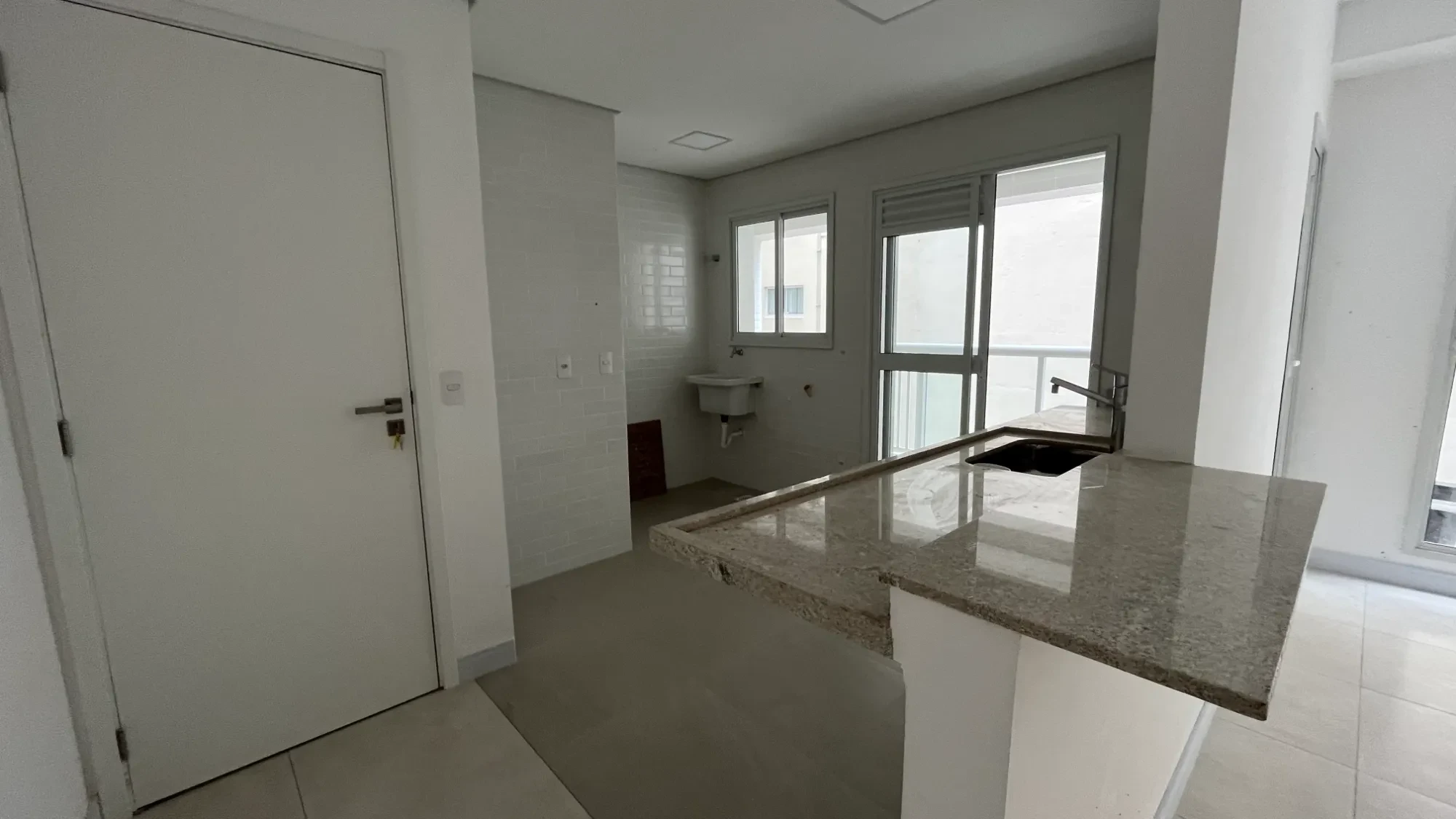 Imagem Apartamento com 2 Quartos à Venda, 82 m² em Aparecida - Santos
