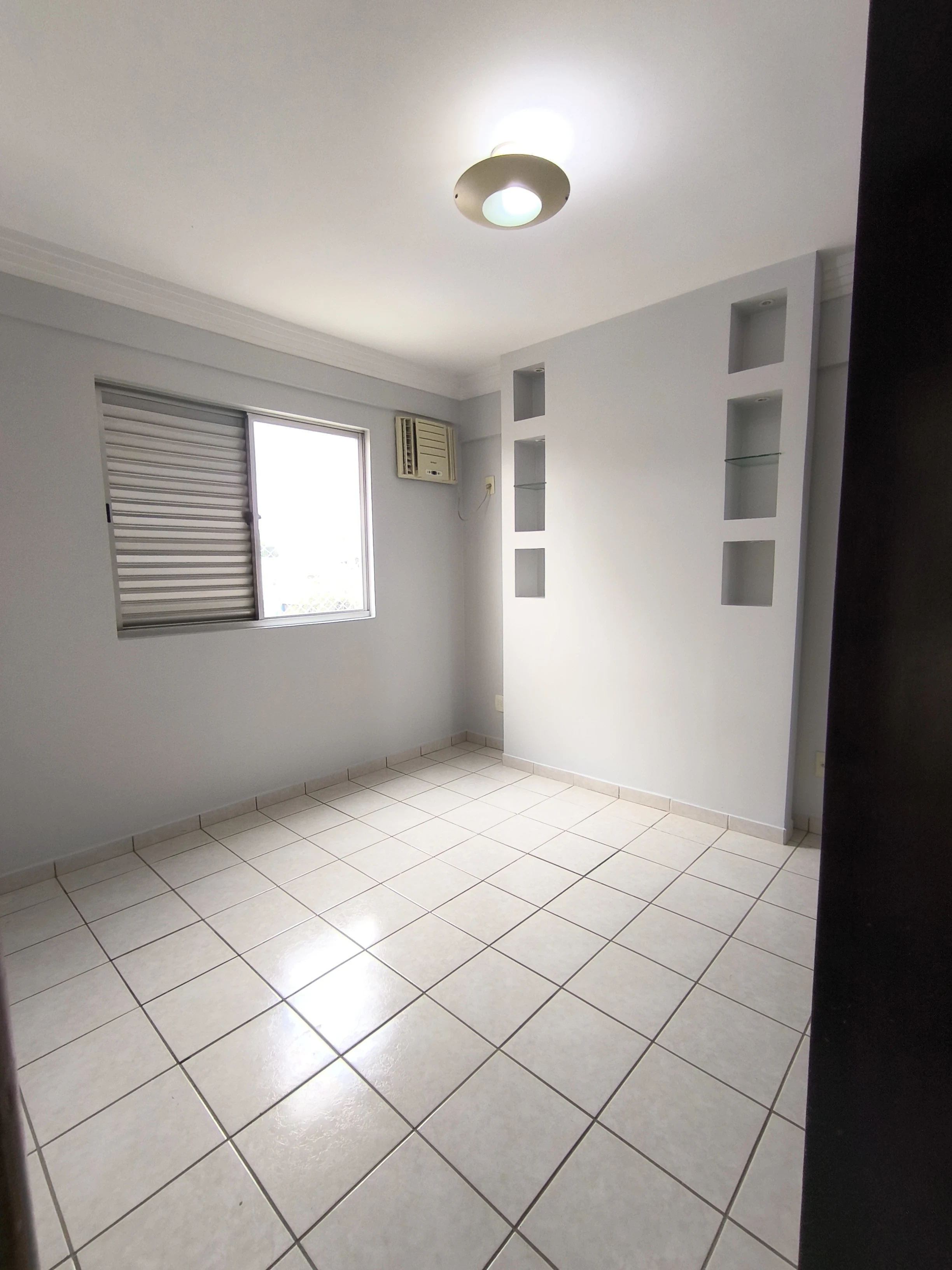 Imagem Apartamento com 3 Quartos para Alugar, 75 m² em Jardim América - Goiânia