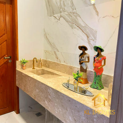 Imagem Casa de Condomínio com 4 Quartos à Venda, 320 m²em Ponta Negra - Manaus