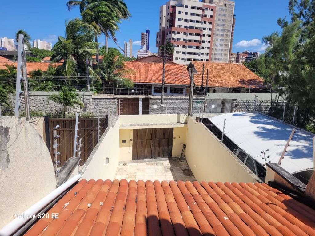 Imagem Casa com 3 Quartos à Venda, 149 m²em Vicente Pinzon - Fortaleza