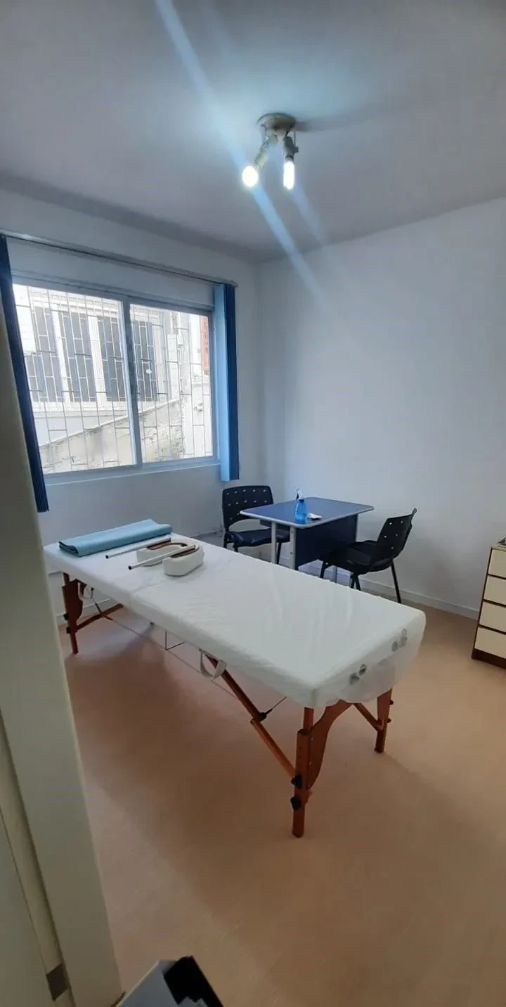 Imagem Casa com 6 Quartos à Venda, 140 metros em Coqueiros - Florianópolis