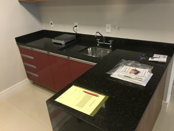 Imagem Apartamento com 1 Quarto para Alugar, 30 m² em Bethaville I - Barueri
