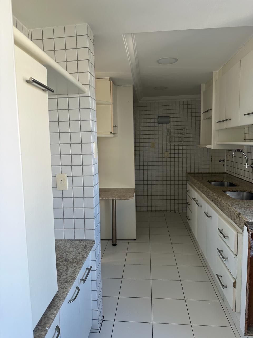 Imagem Apartamento com 4 Quartos para Alugar, 150 m²em Boa Viagem - Recife