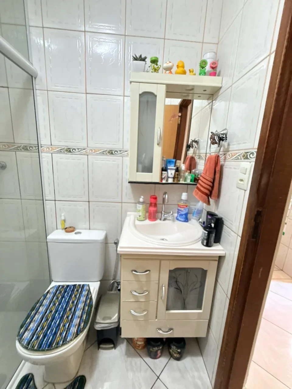 Imagem Casa com 2 Quartos à Venda, 150 m² em Chácaras Bartira - Embu das Artes