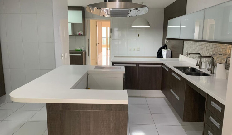 Imagem Apartamento com 5 Quartos à Venda, 435 m² em Barra da Tijuca - Rio de Janeiro