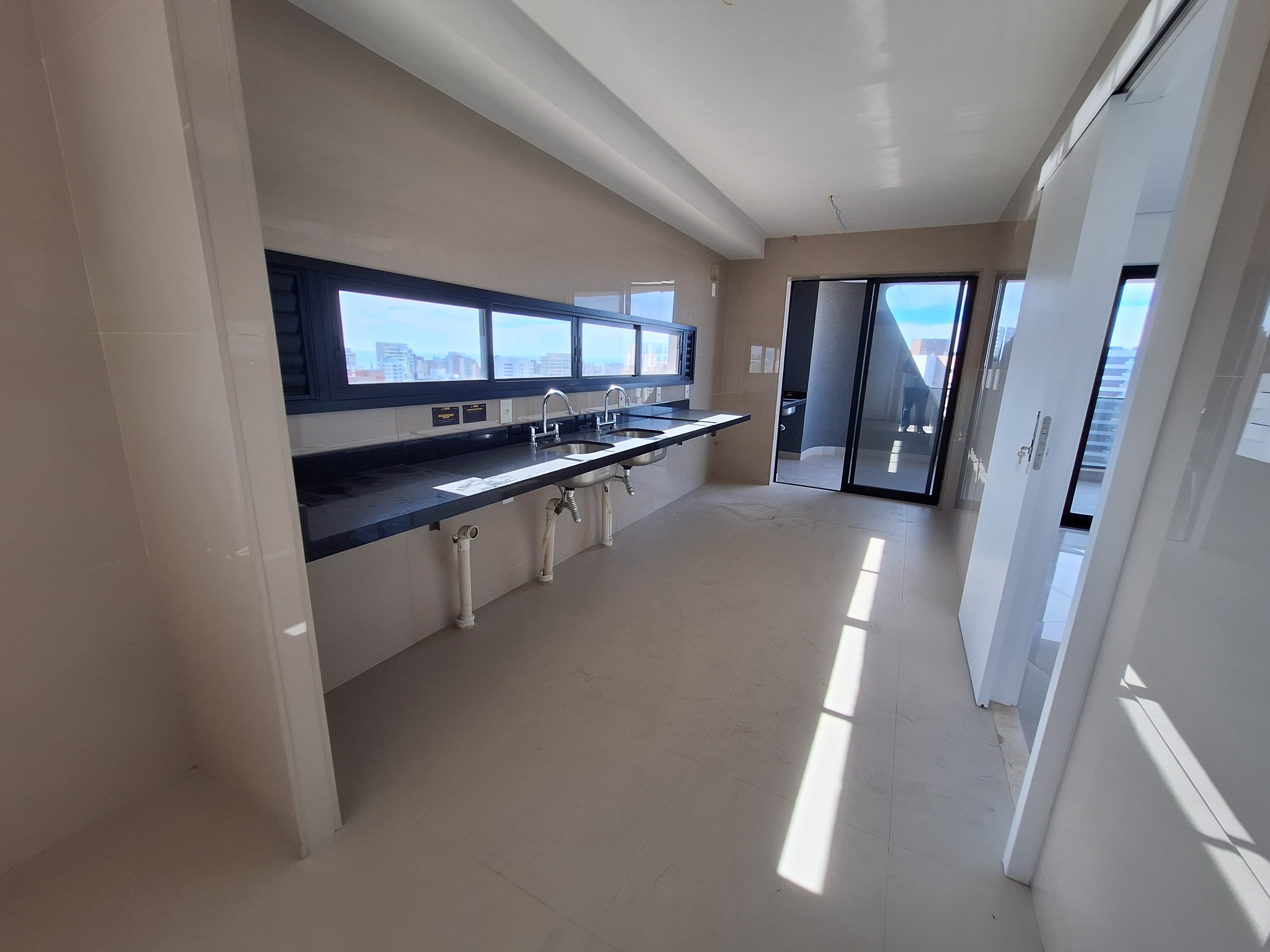 Imagem Apartamento com 4 Quartos à Venda, 254 m² em Meireles - Fortaleza
