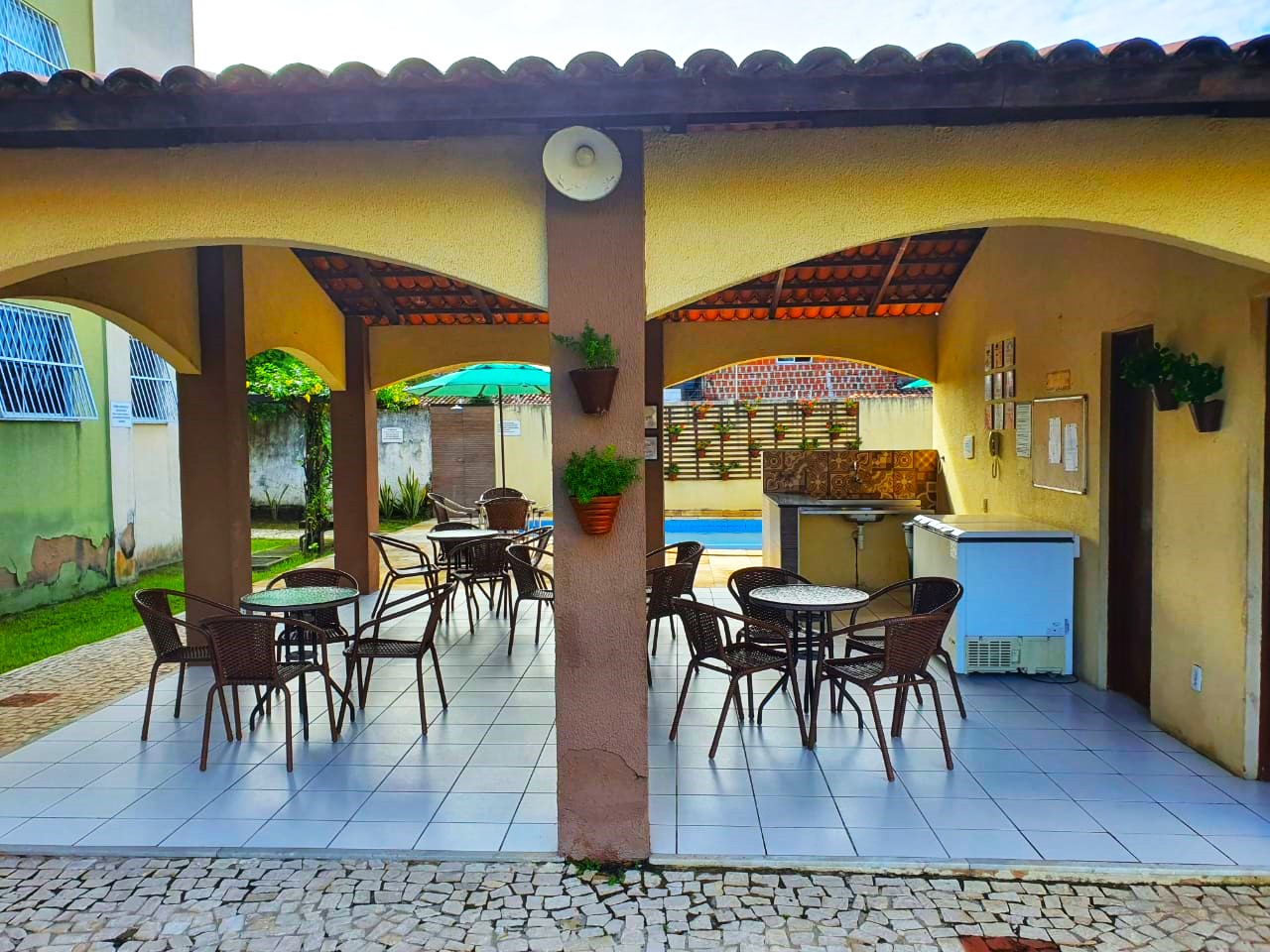 Imagem Apartamento com 2 Quartos à Venda, 55 m²em Itaperi - Fortaleza