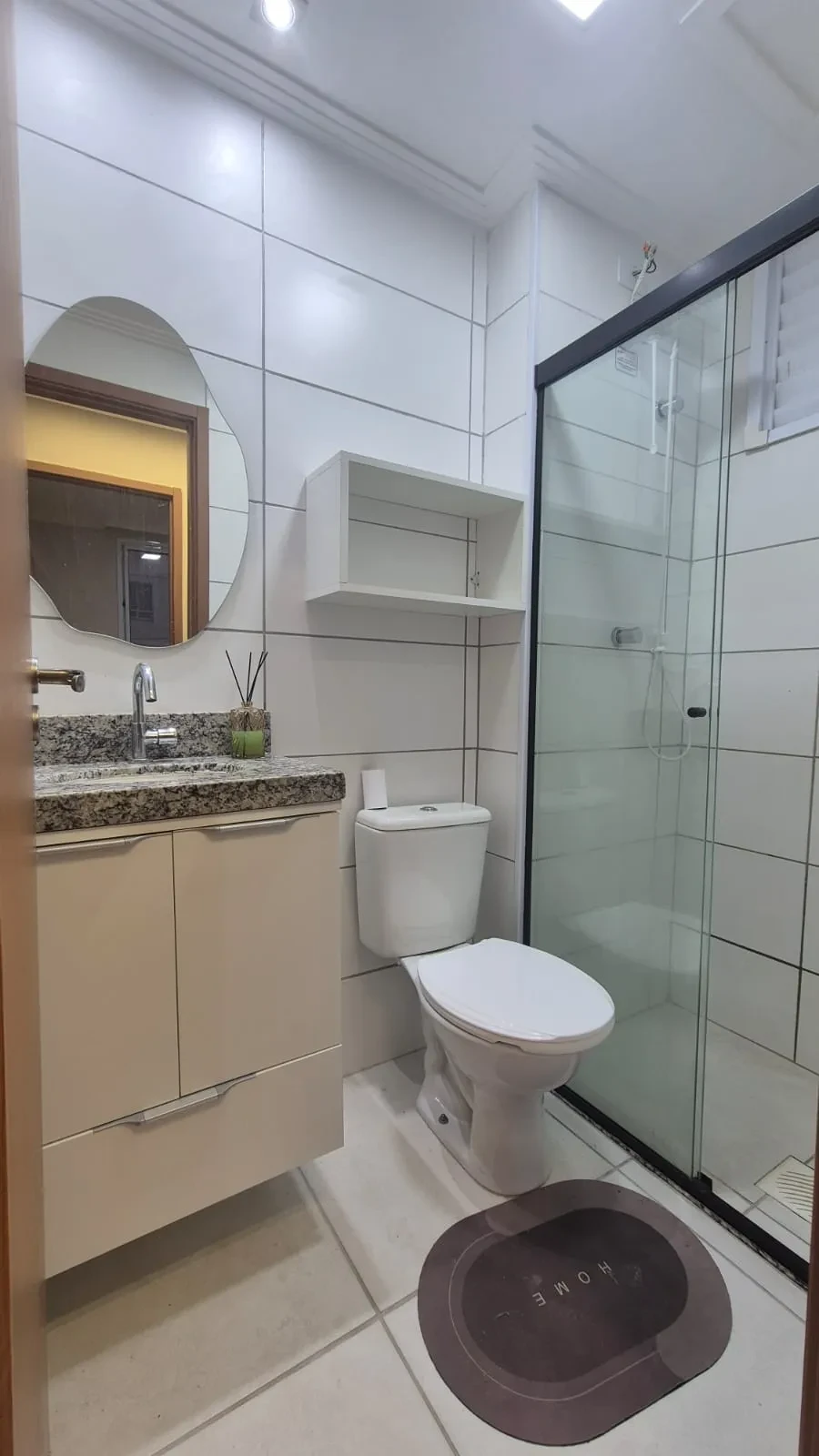 Imagem Apartamento com 2 Quartos à Venda, 44 m² em Centro - Lauro de Freitas