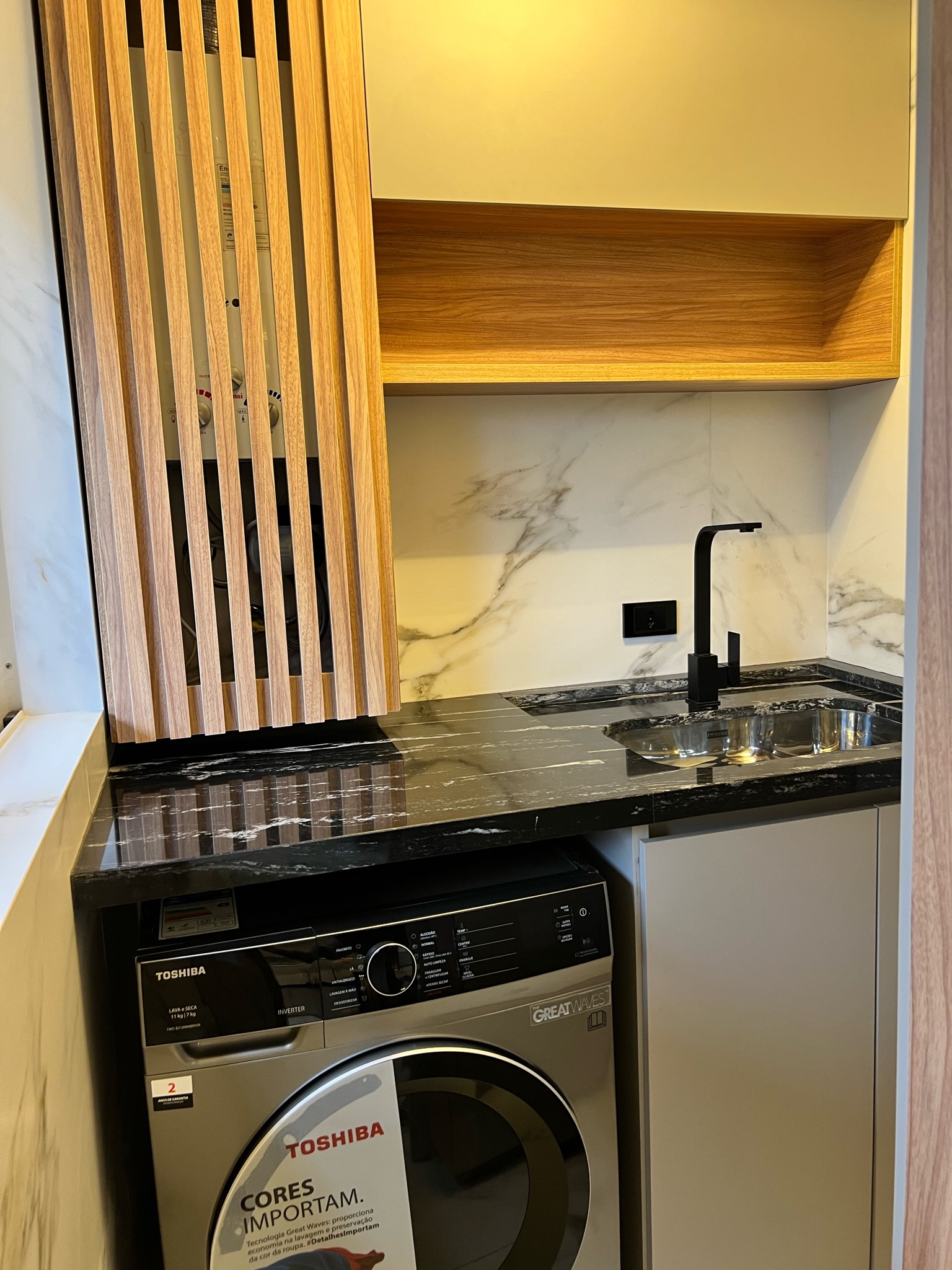 Imagem Apartamento com 3 Quartos à Venda, 114 m²em Cascatinha - Curitiba