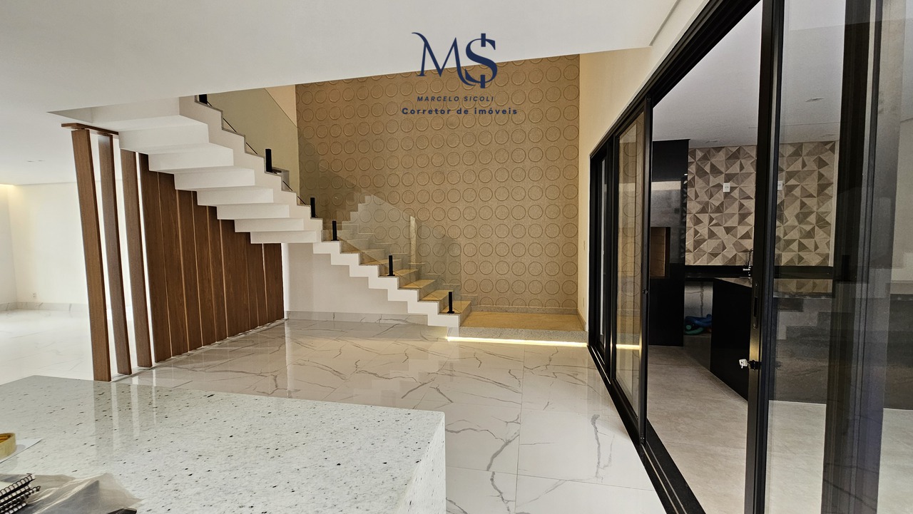 Imagem Sobrado com 4 Quartos à Venda, 270 m² em Guará II - Brasília