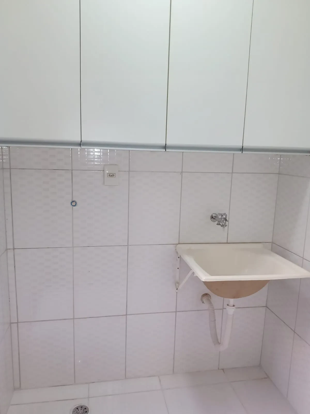 Imagem Casa com 2 Quartos para Alugar, 130 m² em Poção - Cuiabá