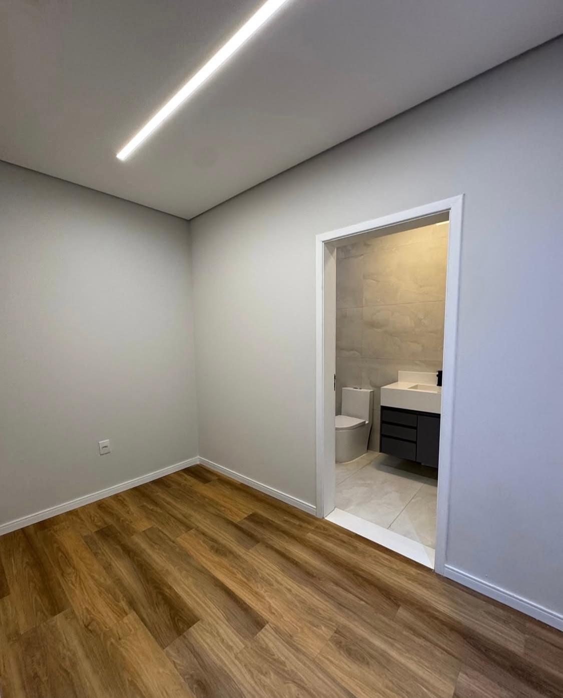 Imagem Sobrado com 3 Quartos à Venda, 206 m² em Horto Florestal - Sorocaba