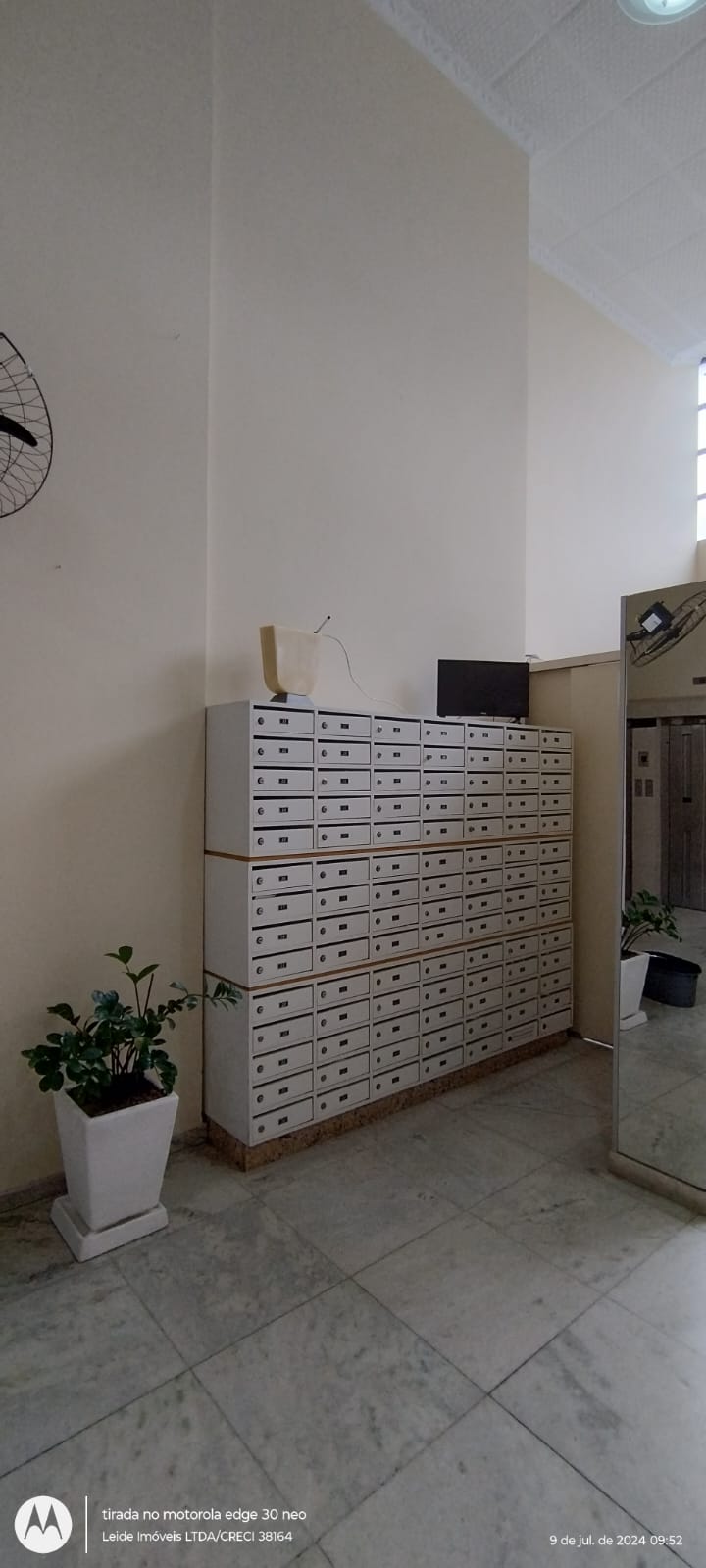 Imagem Apartamento com 2 Quartos à Venda ou Locação, 46 metro em Centro - Florianópolis