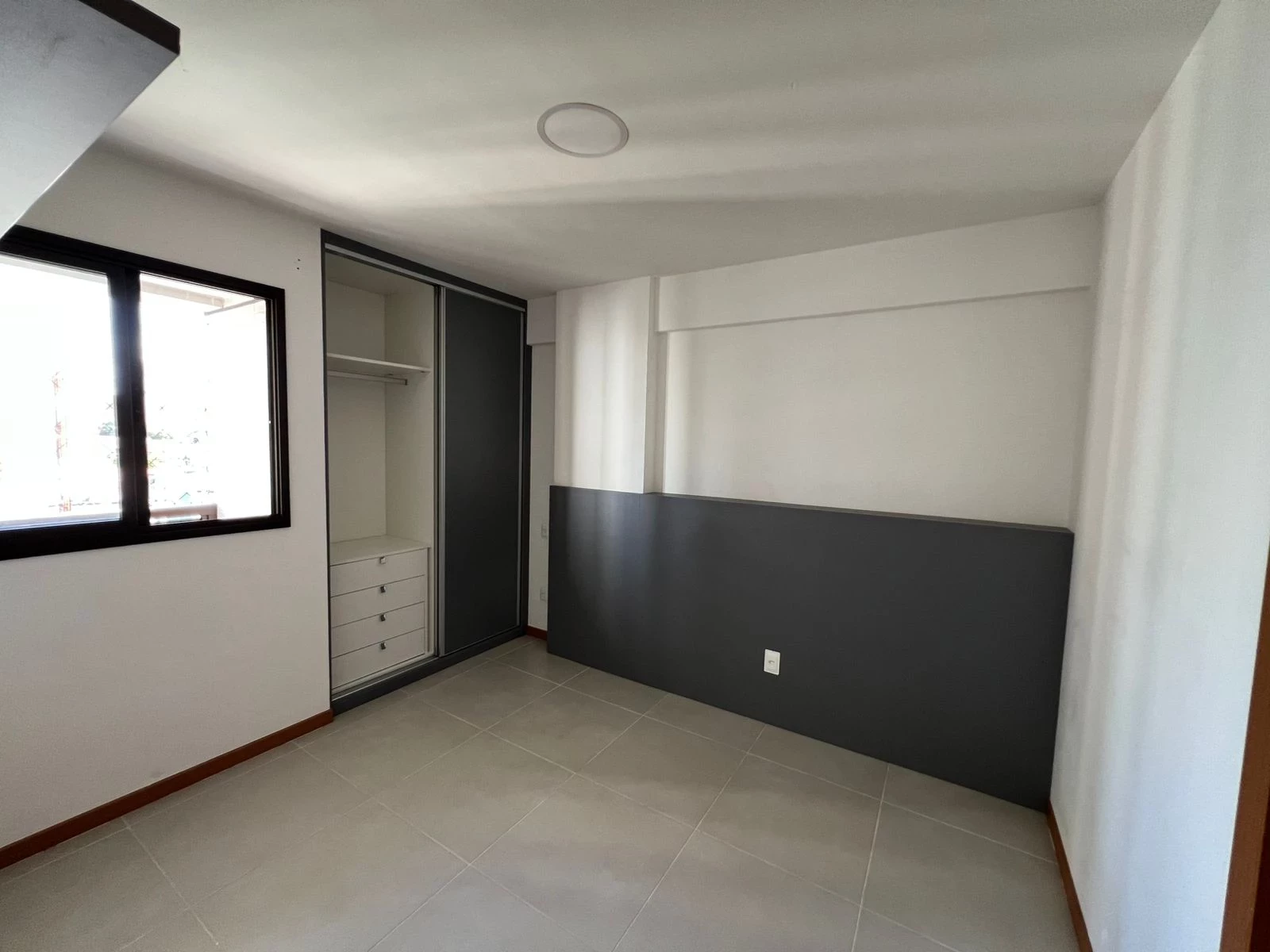 Imagem Apartamento com 1 Quarto para Alugar, 44 m² em Canela - Salvador