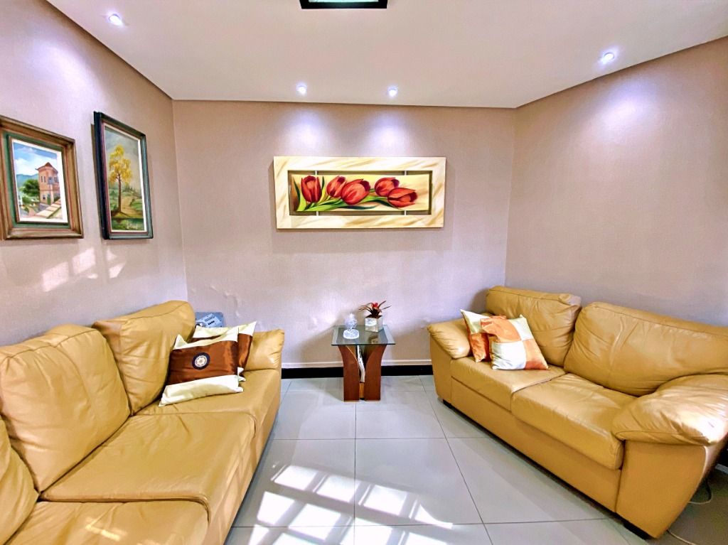 Foto do imóvel: Casa com 3 Quartos à Venda, 266 m² em Planalto - Belo Horizonte