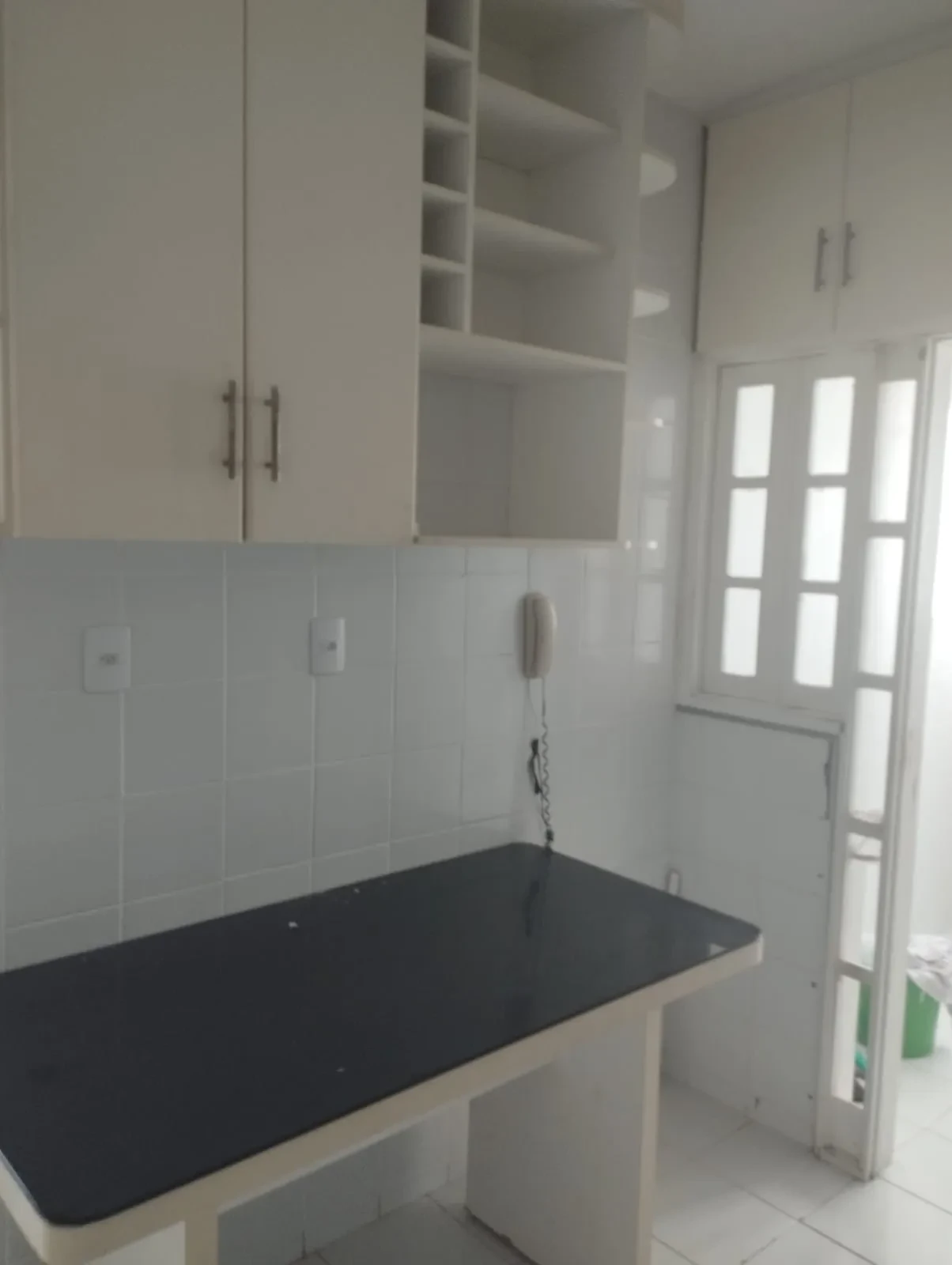 Imagem Apartamento com 3 Quartos à Venda, 80 metros em Stiep - Salvador