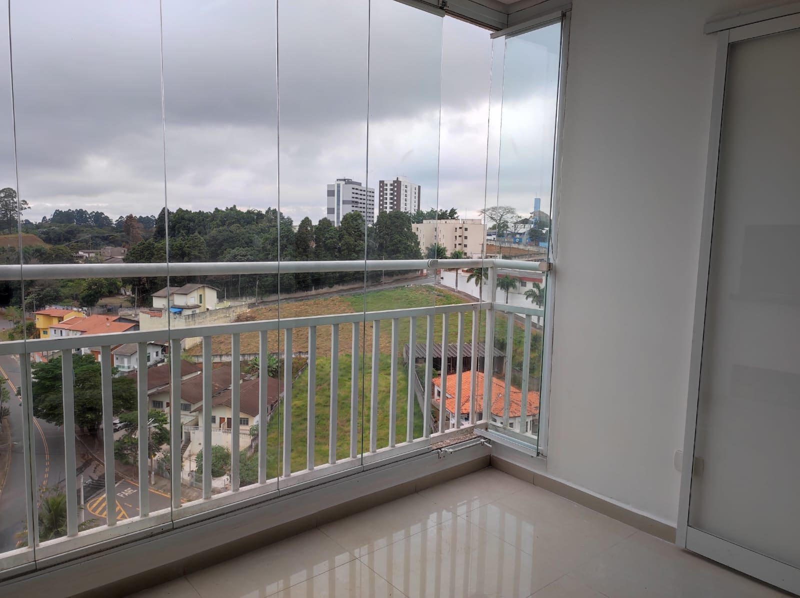 Imagem Apartamento com 2 Quartos à Venda, 85 m²em Jordanópolis - Arujá