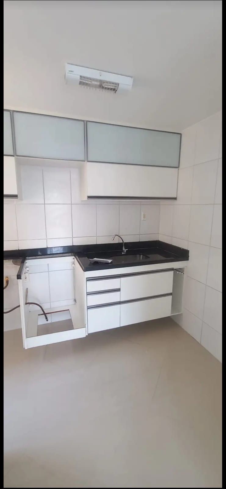 Imagem Apartamento com 3 Quartos para Alugar, 52 m²em Quintas do Picuaia  - Lauro de Freitas 
