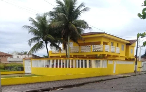 Sobrado com 4 Quartos à Venda, 252 m² em Itaóca - Mongaguá
