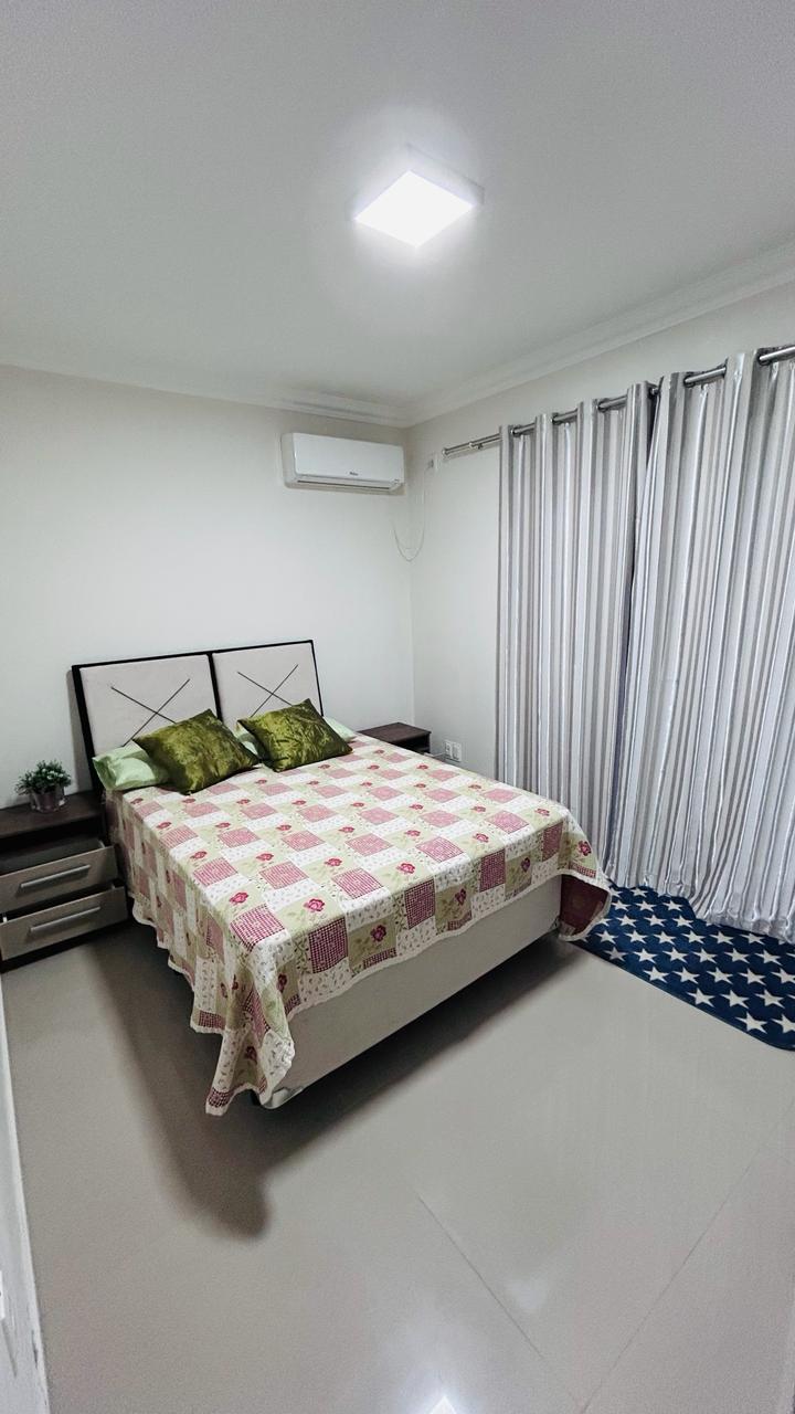 Foto do imóvel: Sobrado com 3 Quartos à Venda, 222 m²em Barra do Aririú - Palhoça