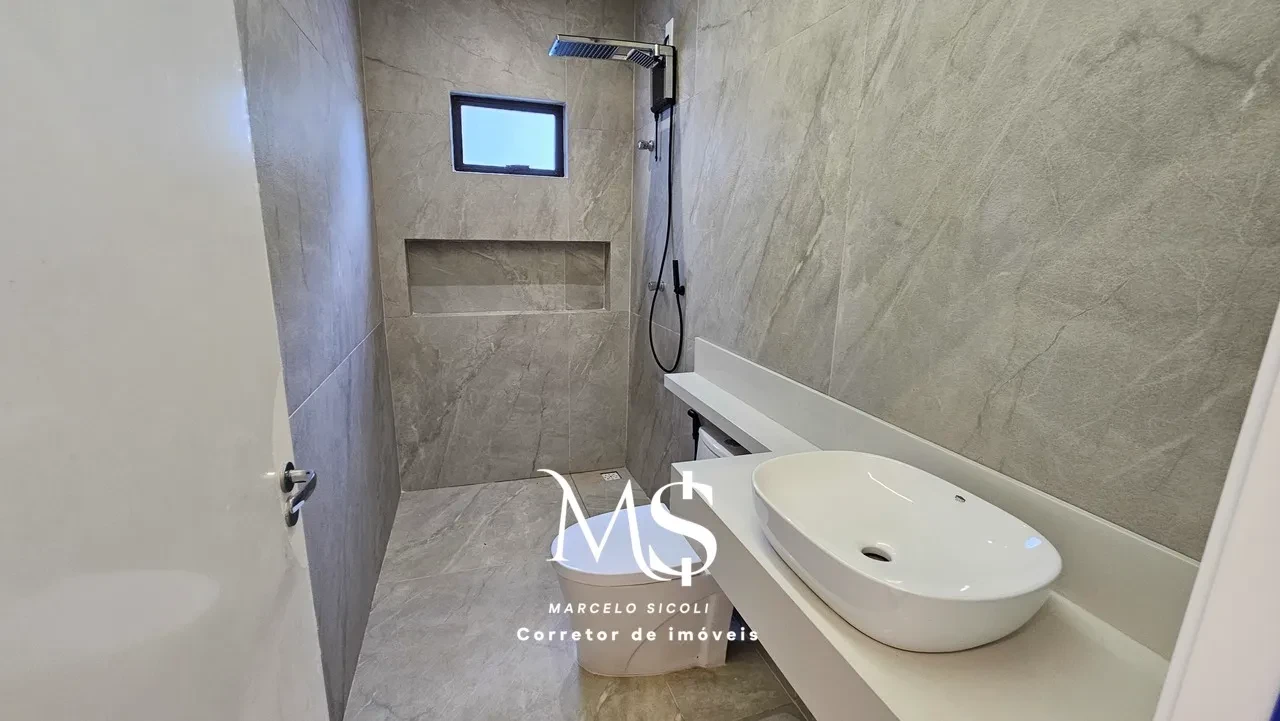 Imagem Casa de Condomínio com 3 Quartos à Venda, 200 m² em Setor Habitacional Arniqueira - Brasília