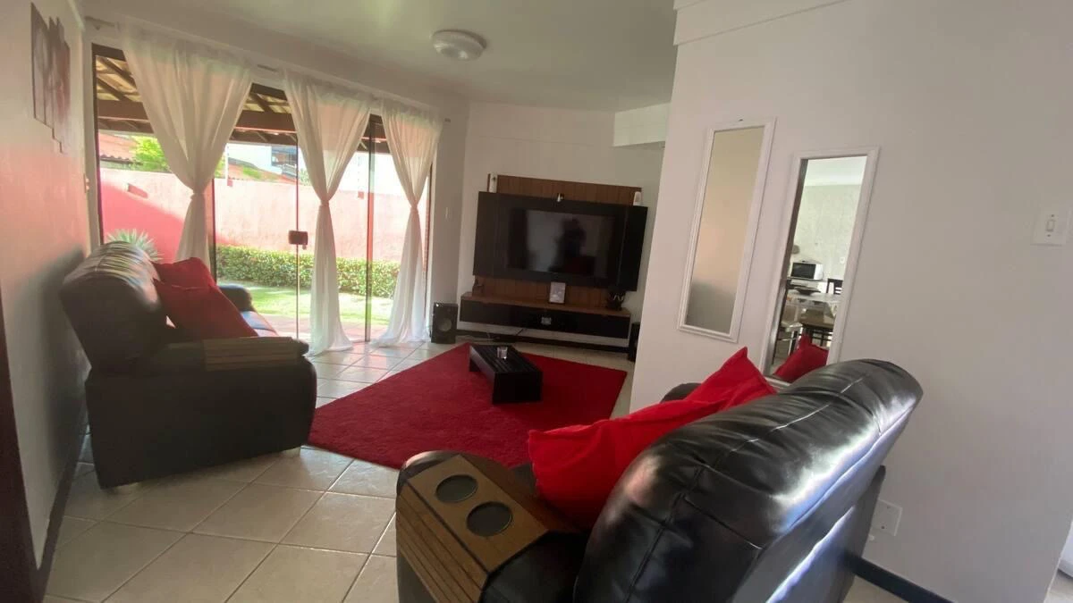 Imagem Casa com 5 Quartos para Alugar, 400 m² em Piatã - Salvador