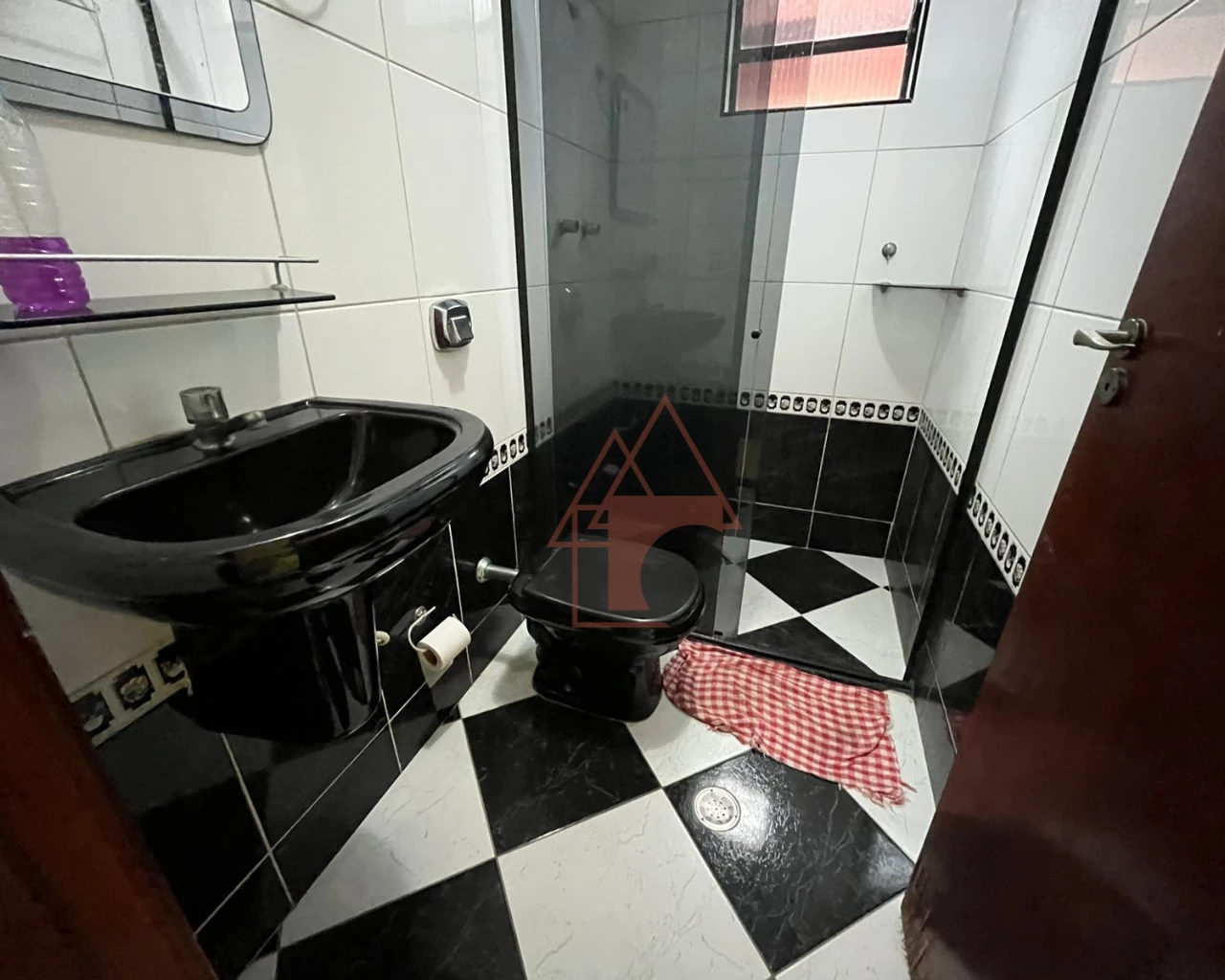 Imagem Casa com 3 Quartos à Venda, 188 m² em Jardim Casqueiro - Cubatão Imagem Casa com 3 Quartos à Venda, 188 m² em Jardim Casqueiro - Cubatão