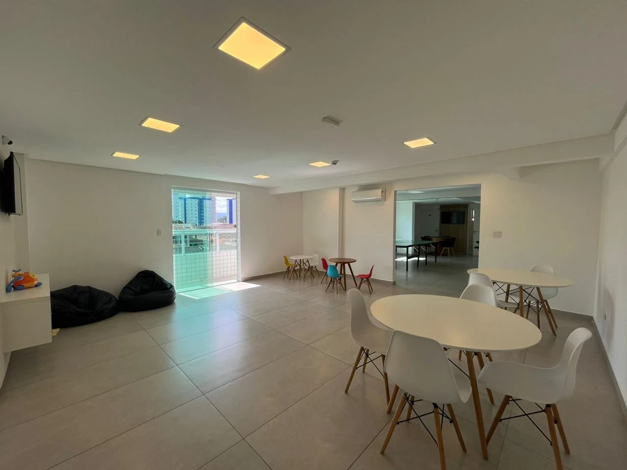 Foto do imóvel: Apartamento com 1 Quarto à Venda, 59 m² em Canto do Forte - Praia Grande