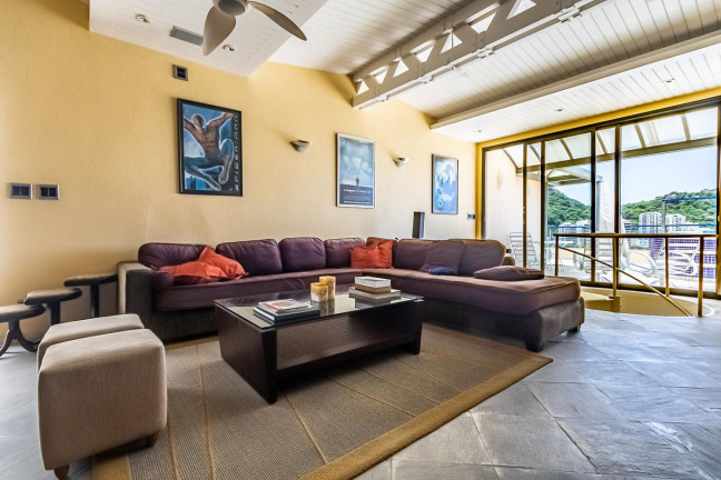 Imagem Cobertura com 4 Quartos à Venda,  em Lagoa - Rio de Janeiro