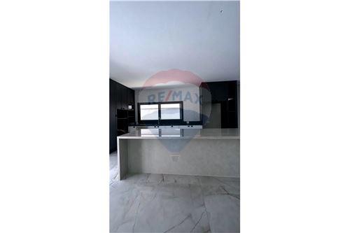 Imagem Casa de Condomínio com 2 Quartos à Venda, 315 m²em Condomínio Residencial Monte Carlo - São José dos Campos