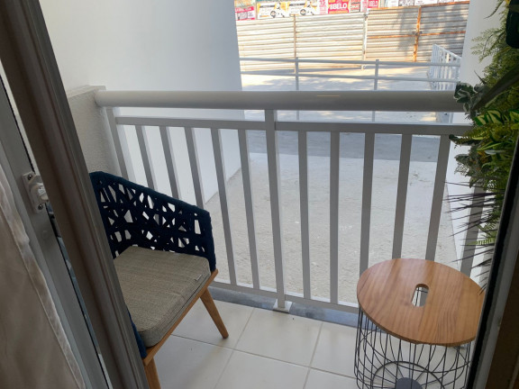 Imagem Apartamento com 2 Quartos à Venda, 45 m² em Campo Grande - Rio de Janeiro