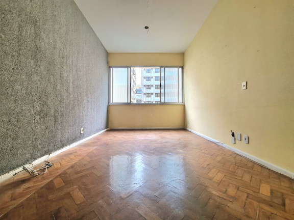 Apartamento com 2 Quartos à Venda, 70 m² em Copacabana - Rio de Janeiro