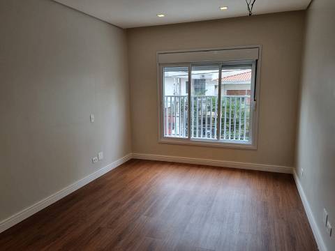 Imagem Sobrado com 3 Quartos à Venda, 239 m²em Vila Mariana - São Paulo