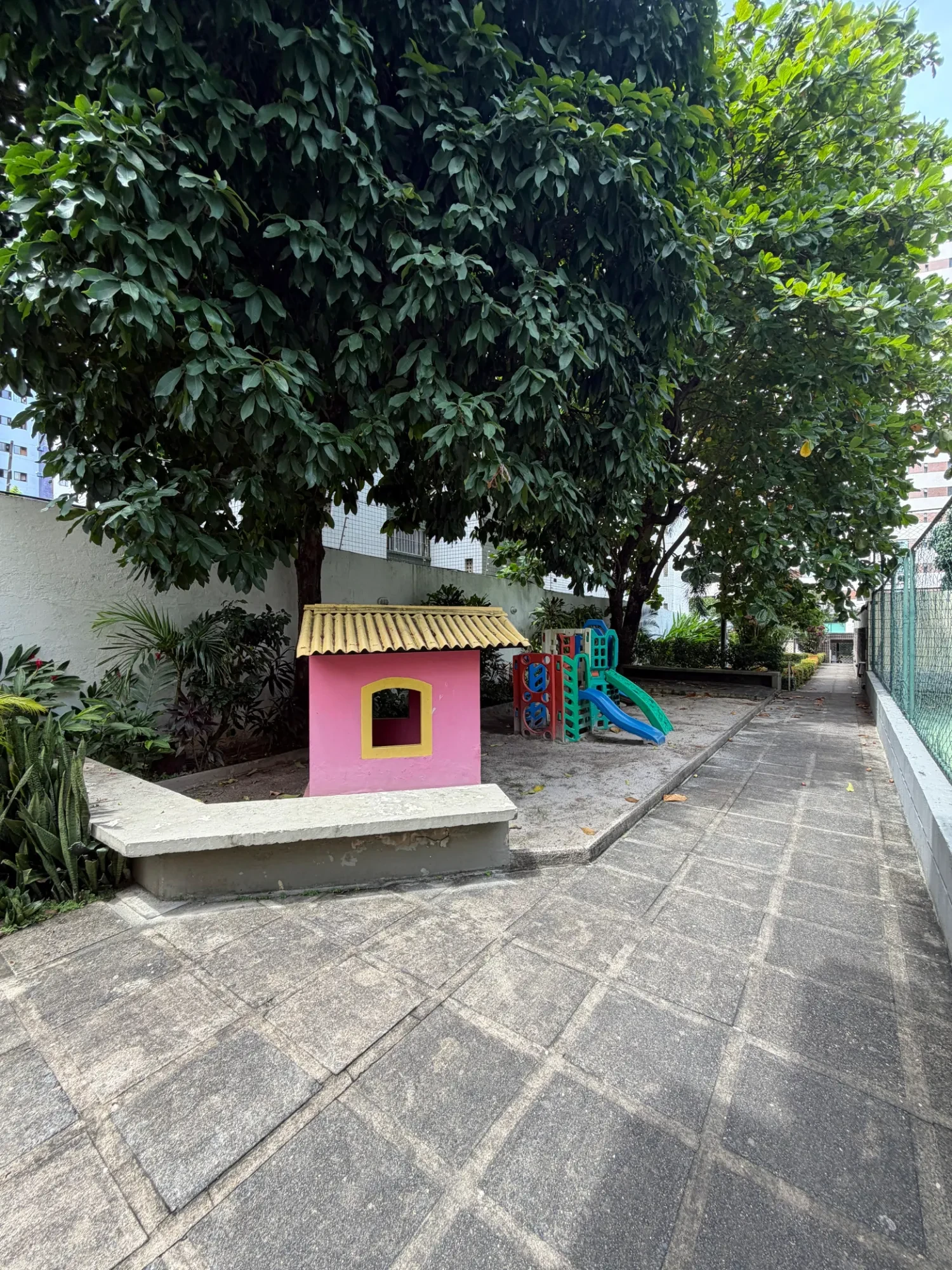 Imagem Apartamento com 3 Quartos à Venda, 92 m² em Casa Forte - Recife