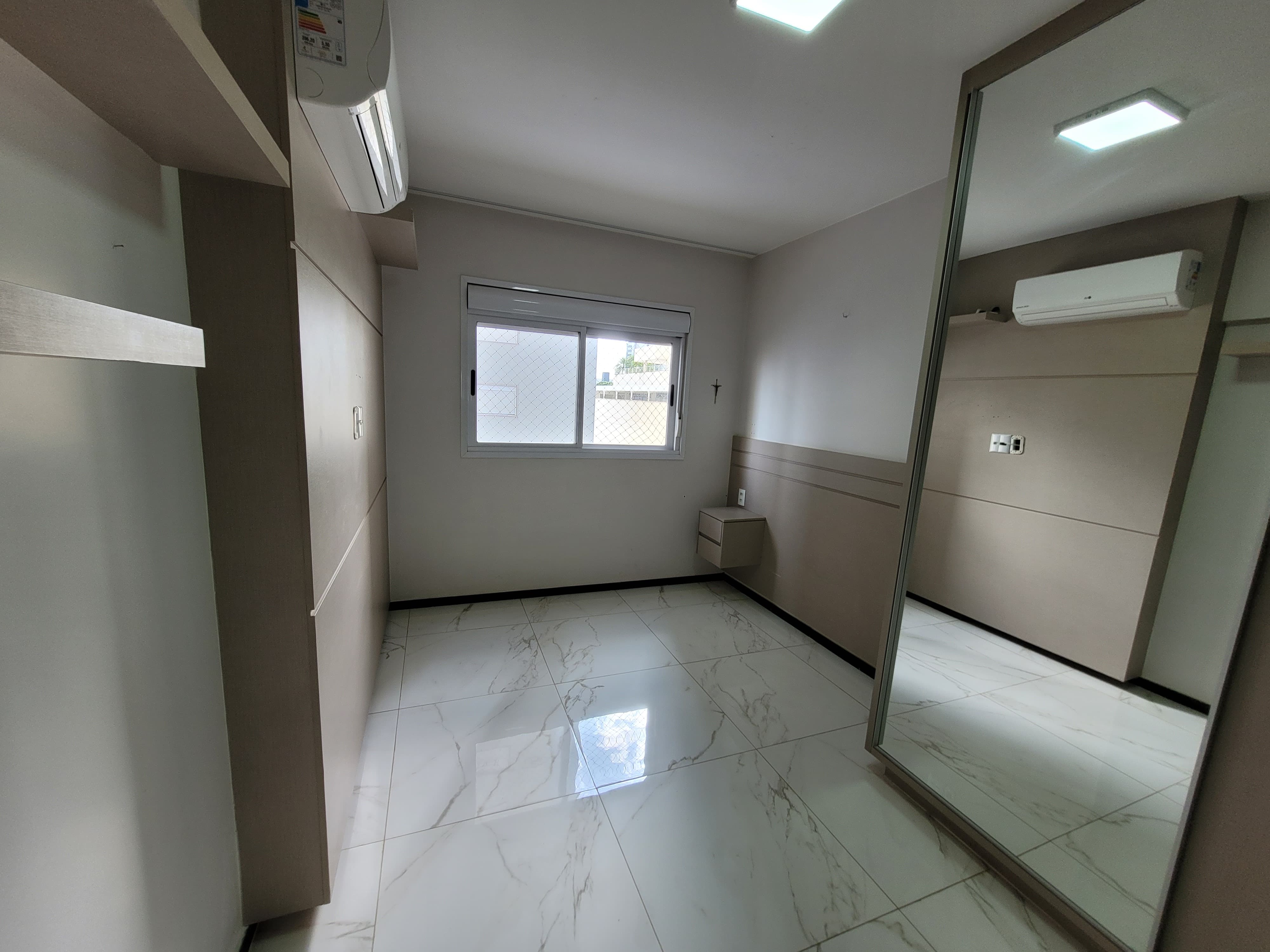 Imagem Apartamento com 2 Quartos à Venda, 57 m² em Setor Bueno - Goiânia