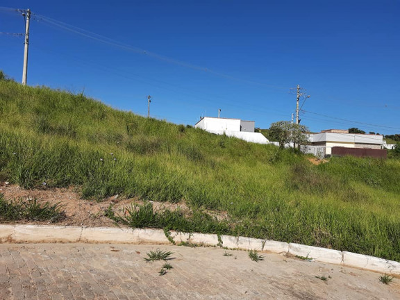 Terreno à Venda, 147 m² em Vila Pontilhão - Cruzeiro