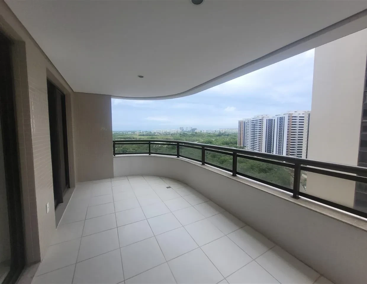 Imagem Apartamento com 4 Quartos para Alugar, 121 m² em Barra Olímpica - Rio de Janeiro