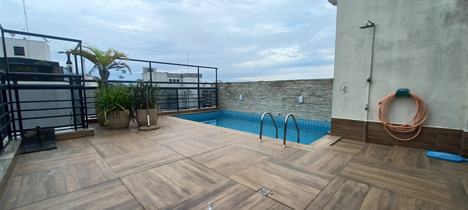 Imagem Cobertura com 3 Quartos à Venda, 240 m²em Centro - Florianópolis