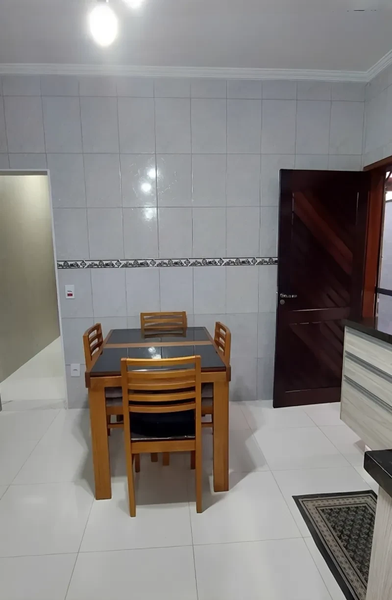 Imagem Casa de Vila com 2 Quartos à Venda, 108 metros em Residencial Colinas - Mogi das Cruzes